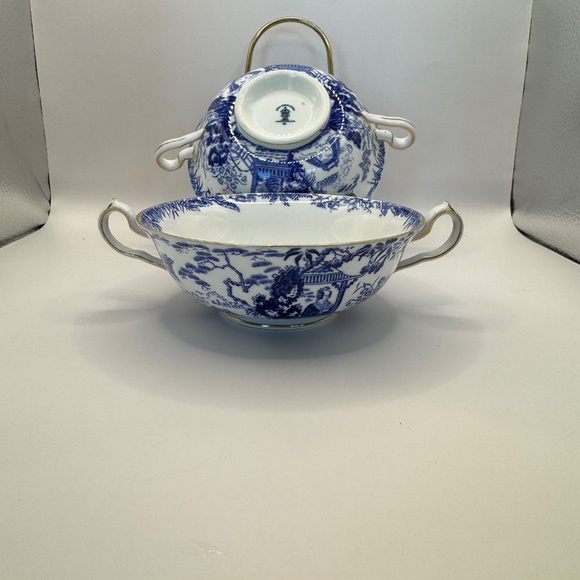Royal Crown Derby Blue Mikado double handled soup bowl - set of 2. EUC. - Picture 4 of 10